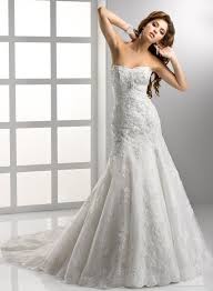 See more of jede frau trägt ein hochzeitskleid ist schön on facebook. Latest Style Embellished Lace And Tulle A Line Soft Sweetheart Neckline Fit And Flare Weddi Brautkleid Fur Kleine Frauen Hochzeitskleid Fur Kleine Frauen Braut