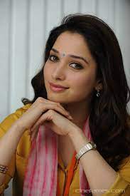 Tamil Actress Tamannaah Bhatia New Hd Photos Actresses Tamil Actress Photos Beautiful Indian Actress
