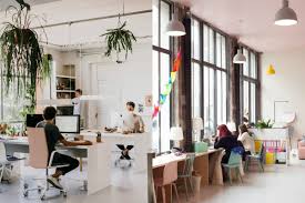 Menentukan ukuran ruang yang akan kita gunakan sebagai kantor minimalis memang sangat di perlukan. 10 Inspirasi Desain Kantor Di Ruko Kecil Lahan Mungil Kece