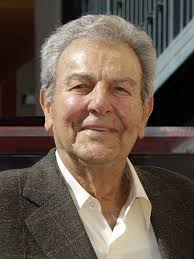 Mike Connors, former 'Mannix' star, dies at 91