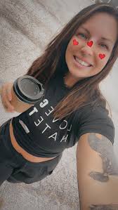 Who is the owner of the Illinois coffee cup?