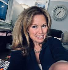 I wanted to say hello and introduce myself a little bit my name is  Brittany. I run a keto bakery that does ship Nationwide!! I've been given  the okay by some of