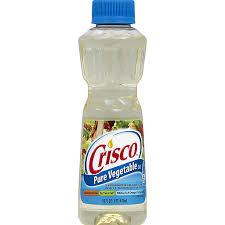The cooking oil shelf is like a museum of mystery liquids. Crisco Pure Vegetable Oil 16 Fl Oz Bottle Vegetable Oil Reasor S