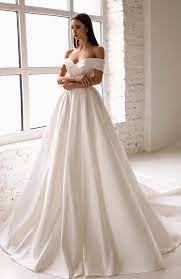 Elegant dresses for a summer wedding demand appropriate fabrics and styles suitable for summer heat. Wedding Dress Pakistani Wedding Dresses 2019 Summer Wedding Outfits Si Light Green Bridesmaid Dresses Wedding Dresses Black Wedding Dresses