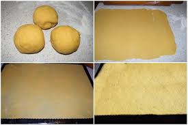 Pentru 4 foi coapte pe dosul tavii de aragaz dimensiunea foilor este de 30x40 cm. Foi Pe Dosul TÄvii Pentru Merisor Si Retetele Ei Facebook