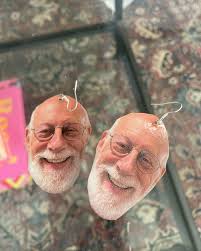 TeacherAppreciationWeek collides with Associate Professor of Psychology  Neal Klein's birthday celebrations! Holistic Psychology & Wellness alum  Caroline Donellan '22 joined forces with current student Manu Feliciano to  craft a surprise for Neal's