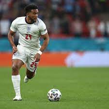 Gareth southgate believes reece james has set a 'brilliant example' to young players hoping to break into. Bonus Episode Reece James Pops In The Ringer