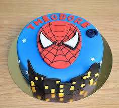 Petit Gateau Spiderman Modele Pour Debutant De La Pate A Sucre Do You Cake Following the events of avengers: do you cake