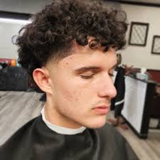 Riley Browning (@the_8_fingered_barber) • Instagram photos and videos