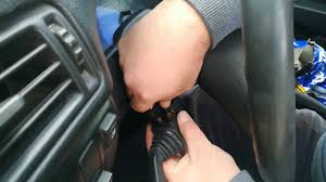 Opel Vectra Gls A Kasa Sinyal Kolu Degisimi Replacing Turn Signal Light Handle Youtube