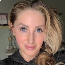 HELLO Gorgeous Spa & Massage