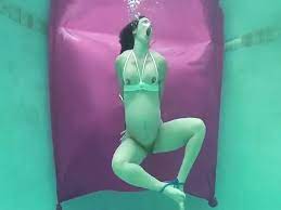 Bondage underwater