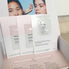 If you want to paint one small space, you can use a paint mask or a spray paint. Glossier Cloud Paint Puff With Free Stickers And Sample Beauty Personal Care Face Makeup On Carousell