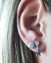 Yildizli Ve Tek Tas Kupemiz 925gumus Jellewerylover Kupemodelleri Swarovski Taktakistir Herdaimsik Gozalici Diamond Earrings Stud Earrings Earrings