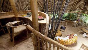 The Loft Office In Peter S House Green Village Bali By Ibuku Bamboo Architecture And Furniture Design Arquitetura De Bambu Casa Do Rio Arquitetura