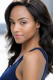 Full credits of "UnReal (TV Series)"