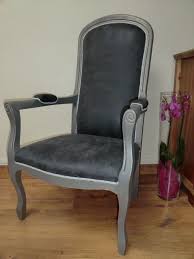 Maybe you would like to learn more about one of these? Fauteuil De Style Voltaire Gris Et Argent Meubles Et Rangements Par Fariboles Et Bricoles Fauteuil Deco Mobilier De Salon Fauteuil Voltaire