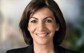 Anne hidalgo has been confirmed as mayor of paris at today's session of the city council of paris. Anne Hidalgo First Woman Mayor Of Paris Uclg