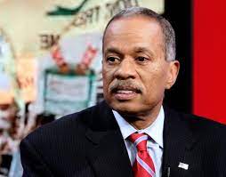 Sean Hannity denies pointing gun at Juan Williams on Fox set | The Seattle Times