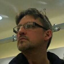 Gregory Becker 🇨🇦 (@GregvonBeak)