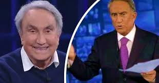 Fu uno dei primi organizzatori della rai, fu direttore per poi passare alla vicepresidenza. Avete Mai Visto La Moglie Di Emilio Fede Ecco Chi E Diana De Feo La Compagna Dell Ex Direttore Del Tg4 Viaggiare Al Verde