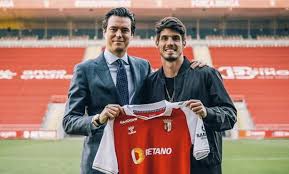 Lucas domingues piazon (born 20 january 1994) is a brazilian professional footballer who plays for portuguese club rio ave on loan from chelsea. E3brivqkiarmm