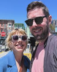 So good to see old friends in incredible places! 🤍@supremecort  #sanfrancisco What do you love to do in San Francisco?! Gimme your tips!