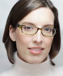 Can You Juggle a Full-time Job and an Acting Career?