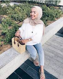 Hijabstyle Hijabfashion Hijabers Fashion Style Pretty Outfit Hijabstreetstyle Cute Fashion2k17 2k17 Summer Summer Hijabi Outfits Casual Hijabi Fashion Fashion