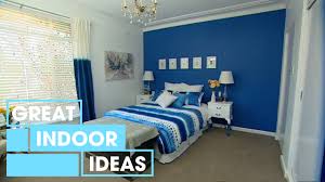Large living room featuring carpet flooring and sky blue walls. How To Decorate A Bedroom With Blue Indoor Great Home Ideas Youtube
