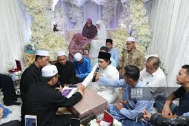 Sweetnya nadzmi adhwa dan ardell aryana nyanyi lagu ilusi tak bertepi. Nadzmi Adhwa Ardell Bernikah