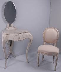 Schminktisch Antik Mit Barock Stuhl Frisierkommode Munchen Kleinmobel Haus Deko Vintage Mobel