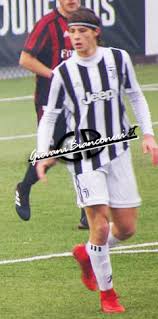 Join facebook to connect with radu dragusin and others you may know. AgenÈ›ii Florin Manea È™i Anamaria Prodan Se CeartÄƒ Pe Un Junior Dorit De Juventus Torino Libertatea