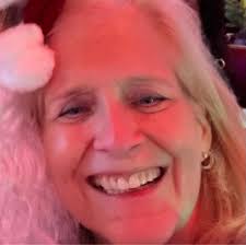 Best cane to use that doesn't look bad. Don't want one just for fashion, i  want one th works good for a hip replacement but also want it to look nice.