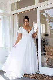 Plus Size Wedding Dresses For The Most Beautiful And Curvy Brides Plus Wedding Dresses Wedding Dresses Plus Size Wedding Dresses Curvy Bride