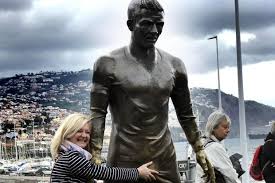 Born 5 february 1985) is a portuguese professional footballer who plays as a forward for serie. Cristiano Ronaldo S Statue Has Glowing Bulge From Being Rubbed By Keen Female Fans