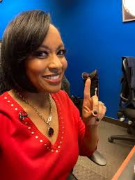 It's my first day back at WOWT 6 News since that Big CHIEFS win ‼️💛❤️  Dressed in all RED for my #SuperBowl Bound team 🙌🏾