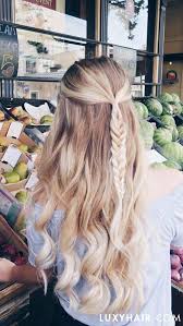 Simple Pretty Hairstyle With Seamless Luxy Hair Extensions In Color Blonde Balayage On Sarah Nourse Xo Long Hair Styles Hair Styles Pretty Hairstyles