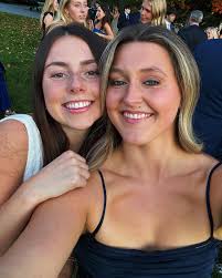 Lilly Gilbert (@lillygilbert) • Instagram photos and videos