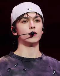 Vernon Cross's Instagram, Twitter & Facebook