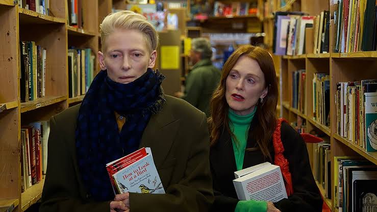 Review: Tilda Swinton and Julianne Moore are remarkable in 'The Room Next  Door' - ABC News