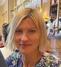 Kerry Burnham's Instagram, Twitter & Facebook