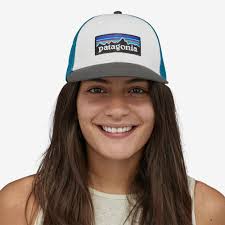 Celebrate a philosophy—and lifestyle—built on funhogging with these women's trucker hats and caps, sun hats, beanies and headwear at patagonia.ca. Patagonia P 6 Logo Lopro Trucker Hat