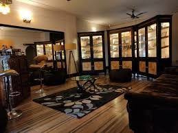 Buy Premium Cigars From Best Cigar Shop In Delhi In 2020 Cigar Shops Lounge Hygrometers