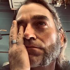 Massachusetts Republicans are criticizing Governor Maura Healey for  shifting shelter costs to the state's HomeBASE program, which provides  rental assistance to migrant families, and argue tha…