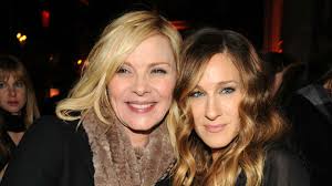La cronologia Feud di Kim Cattrall e Sarah Jessica Parker mostra che questa  diatriba di "Sex & The City" è fin troppo lunga
