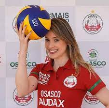 Camila brait offcial page * Camila Brait 18 Volei Home Facebook