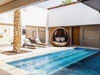 أفضل انواع السجاد فى الامارات يعتبر خبراء التصميم الداخلي أن السجاد من الكماليات المهمة في الديكور والتي تضي in 2021 area rugs modern kitchen living room grey area rug