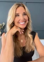 Amber Whatley's Instagram, Twitter & Facebook