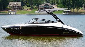 Got a specific yamaha boats 242 limited s e series in mind? 2017 Yamaha 242 Limited S Walkaround And Review Youtube